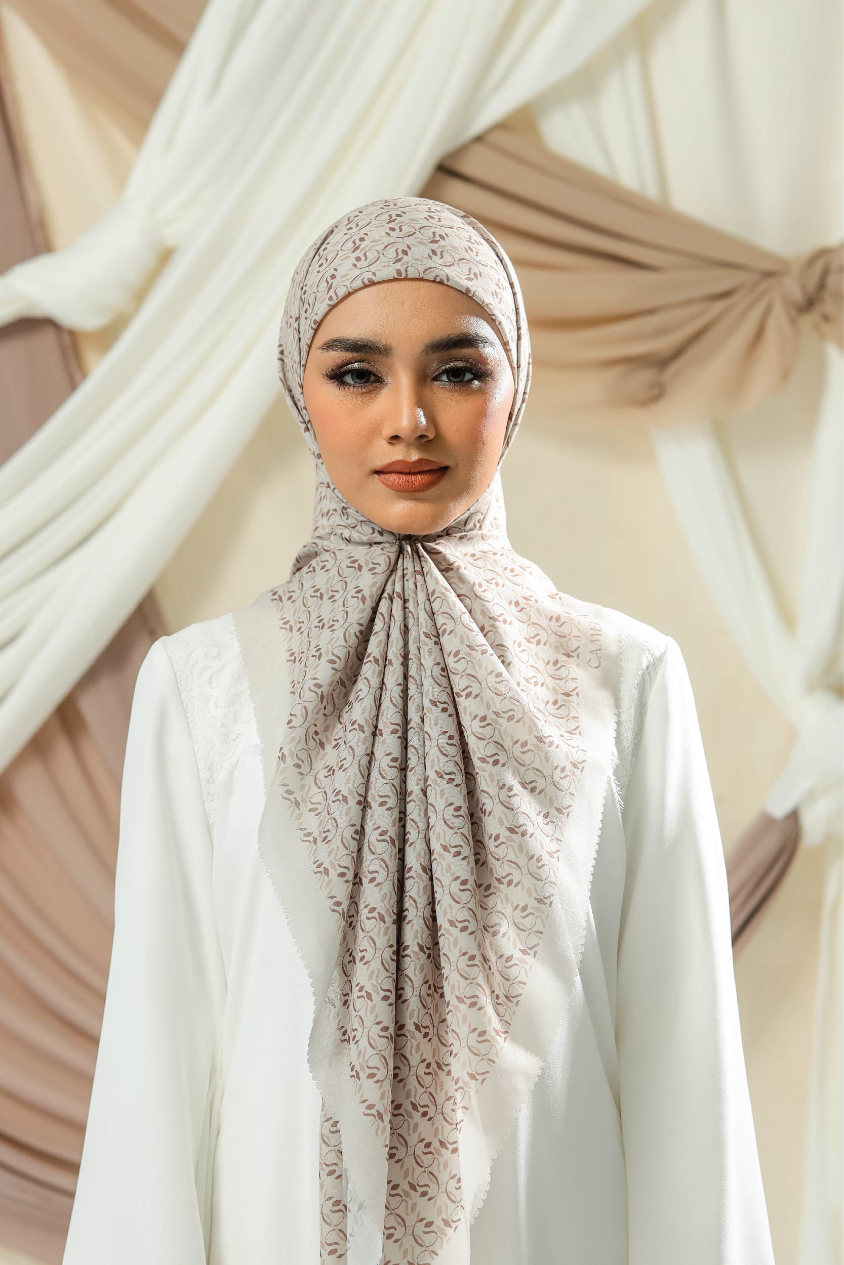 CLEODORA IN TAUPE